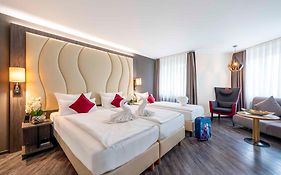 PLAZA Hotel Blankenburg Ditzingen, Sure Hotel Collection